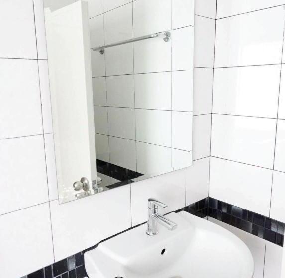 호스텔 The Color Express