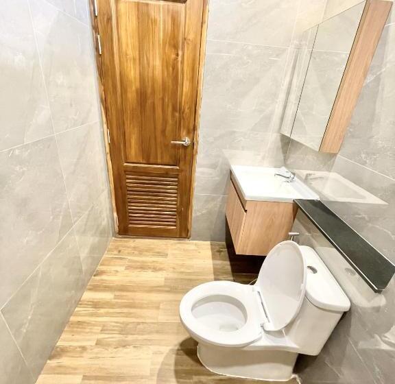 הוסטל Ashi Poshtel