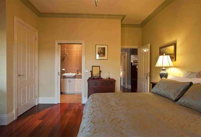 Bed and Breakfast Tallawarra Homestead