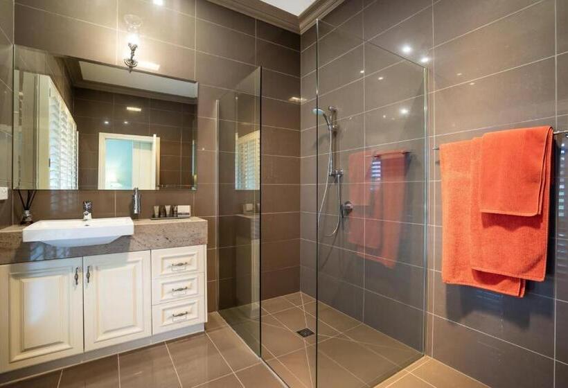 Bed and Breakfast Tallawarra Homestead