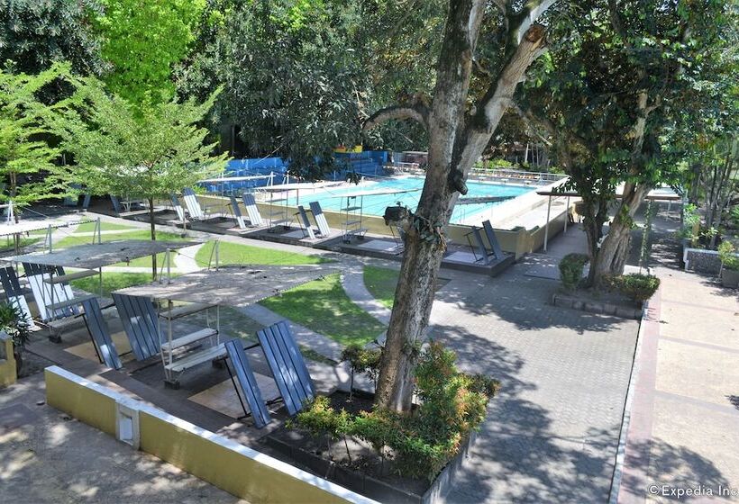 בית מלון כפרי Amandari Cove