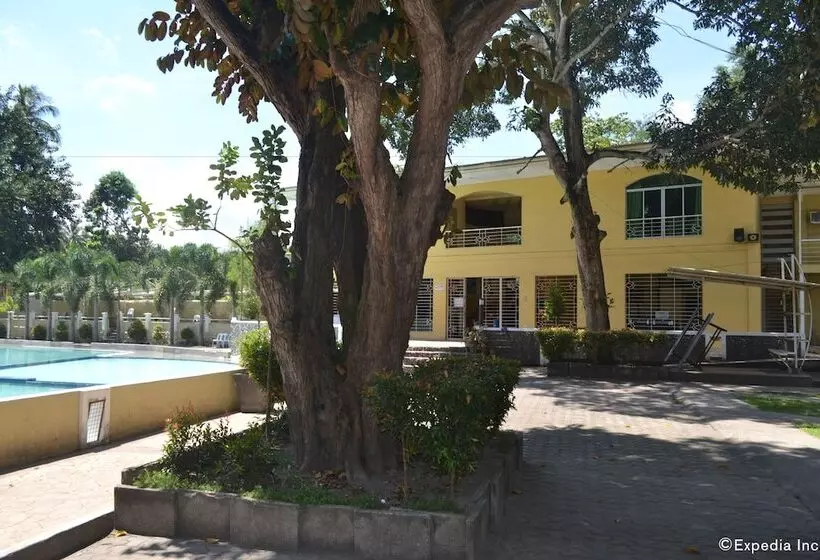 هتل Amandari Cove
