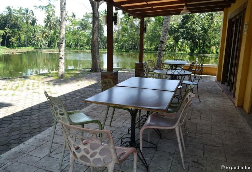 בית מלון כפרי Amandari Cove