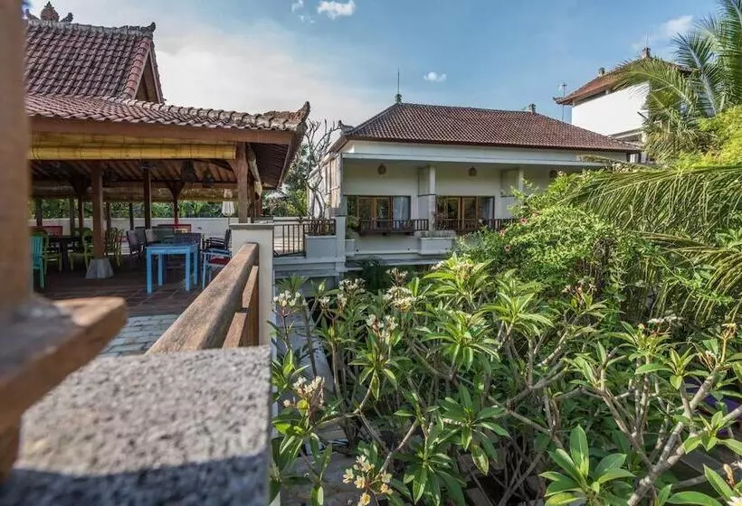 ホテル Arjuna Homestay