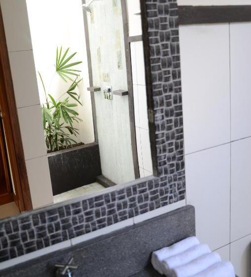 호텔 Arjuna Homestay