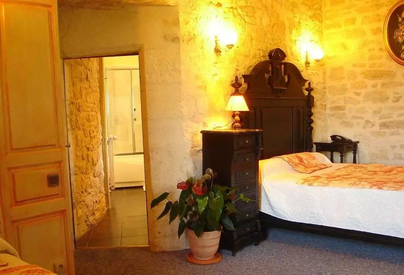 Hotelli Château La Fleunie  Hôtel Et Restaurant