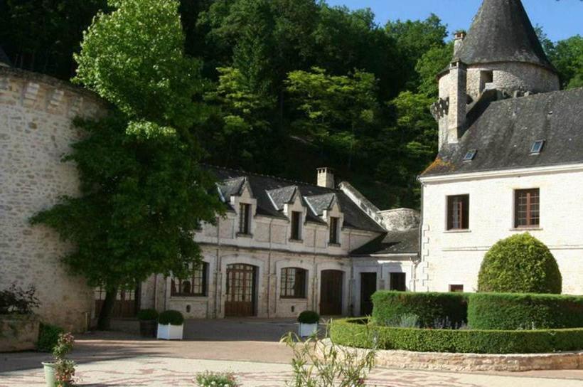 Отель Château La Fleunie Hôtel Et Restaurant