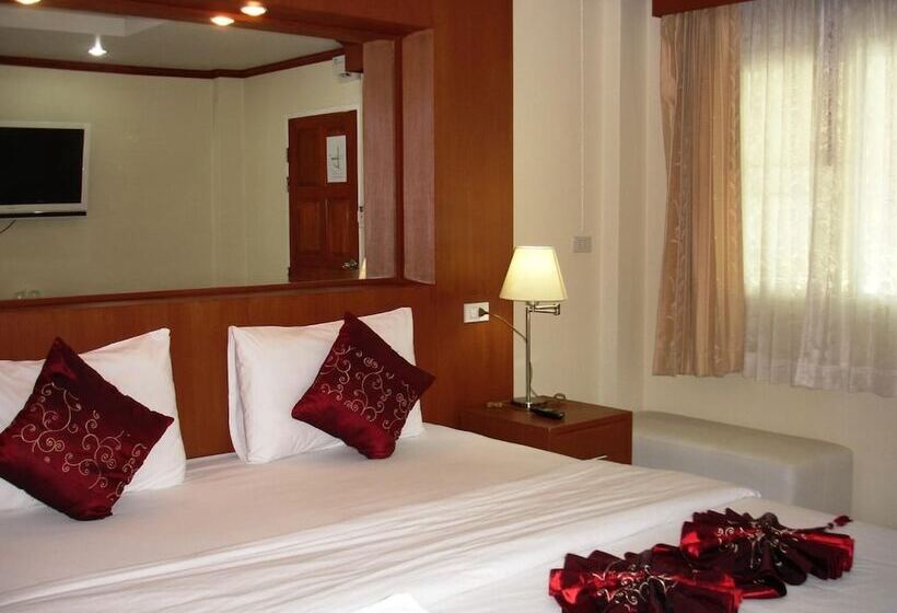 ホテル Chinathip Yusabuy