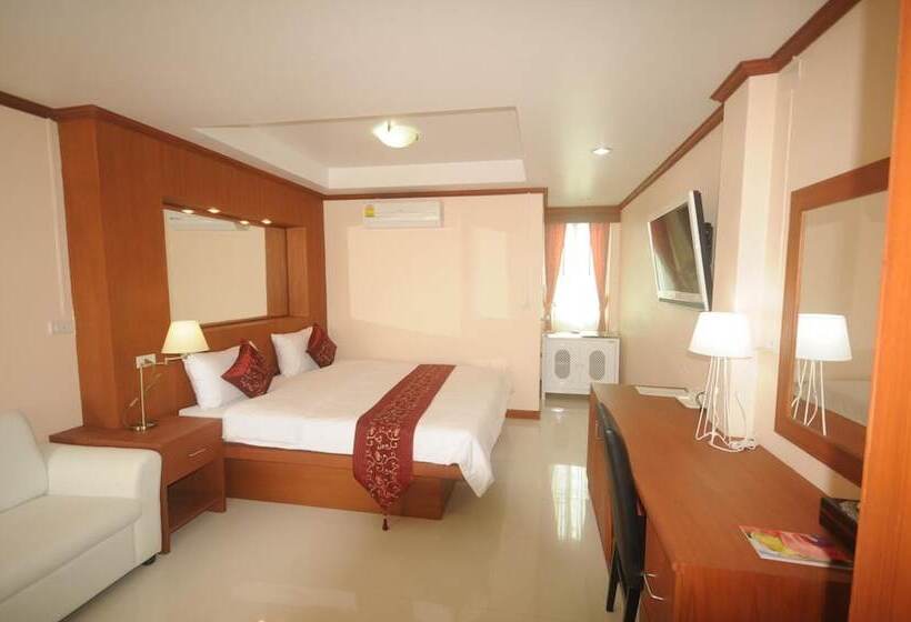 ホテル Chinathip Yusabuy