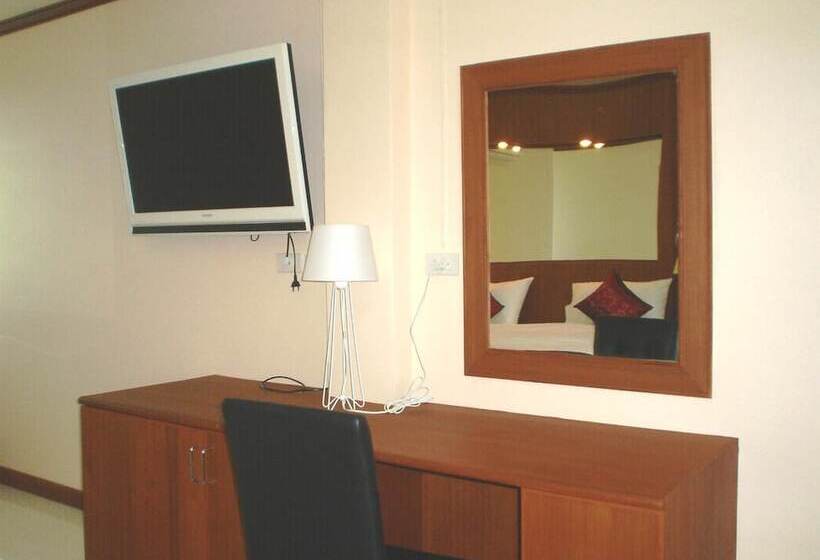 ホテル Chinathip Yusabuy