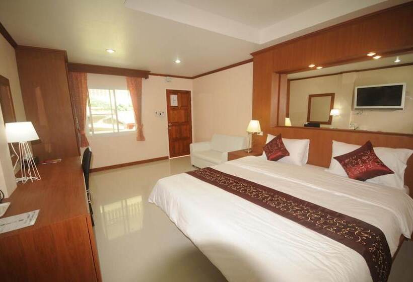 ホテル Chinathip Yusabuy