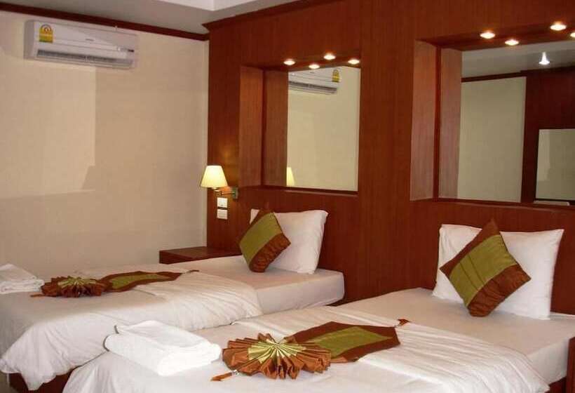 ホテル Chinathip Yusabuy