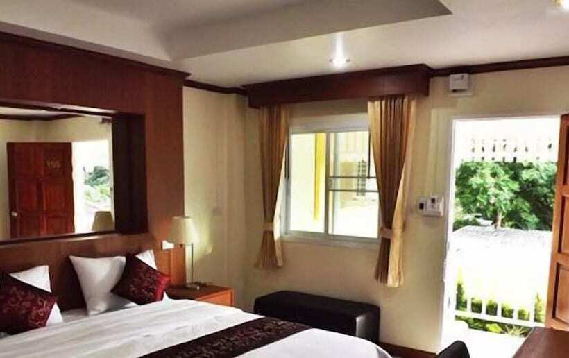 ホテル Chinathip Yusabuy