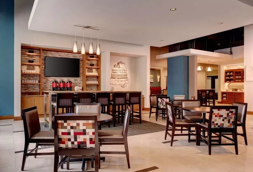Hotelli Hyatt Place Arlington Courthouse