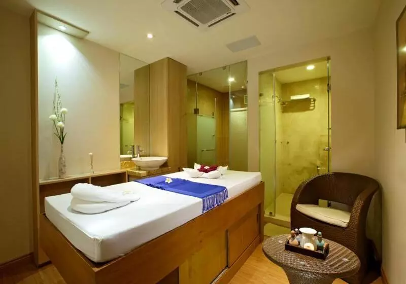 Hotel Jasmine Palace