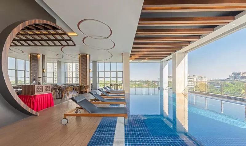 Hotel Jasmine Palace