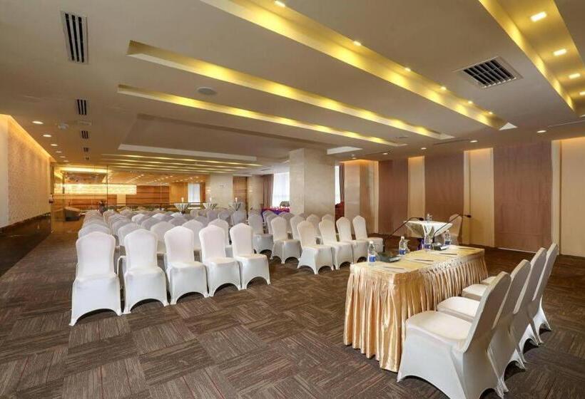 هتل Jasmine Palace