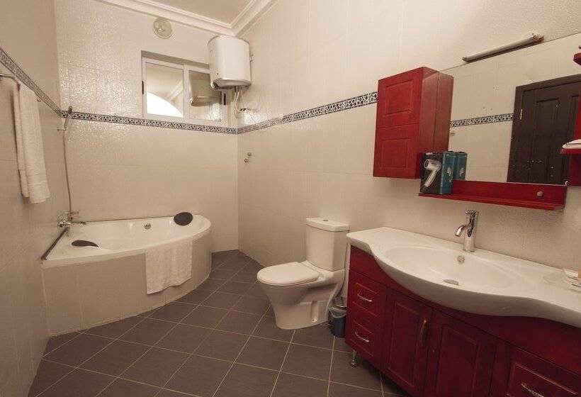 בית מלון כפרי Kingstel