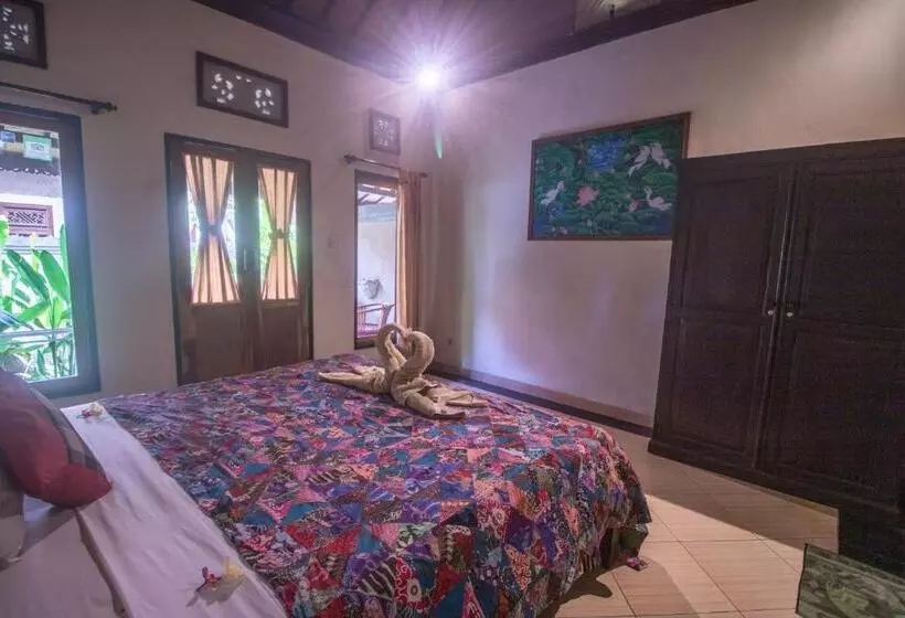 ホテル Trijaya Guest House Pemuteran