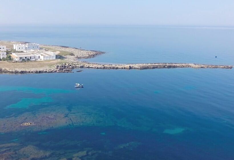 בית מלון כפרי Villaggio Approdo Di Ulisse