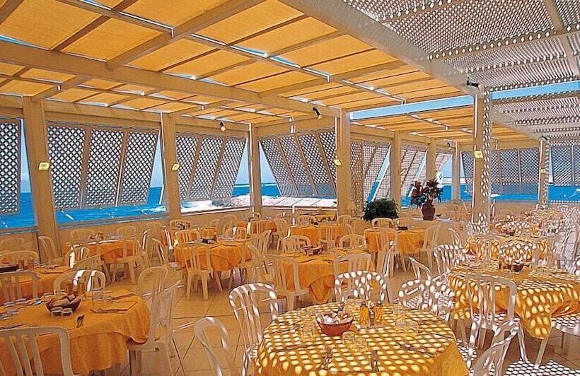 בית מלון כפרי Villaggio Approdo Di Ulisse