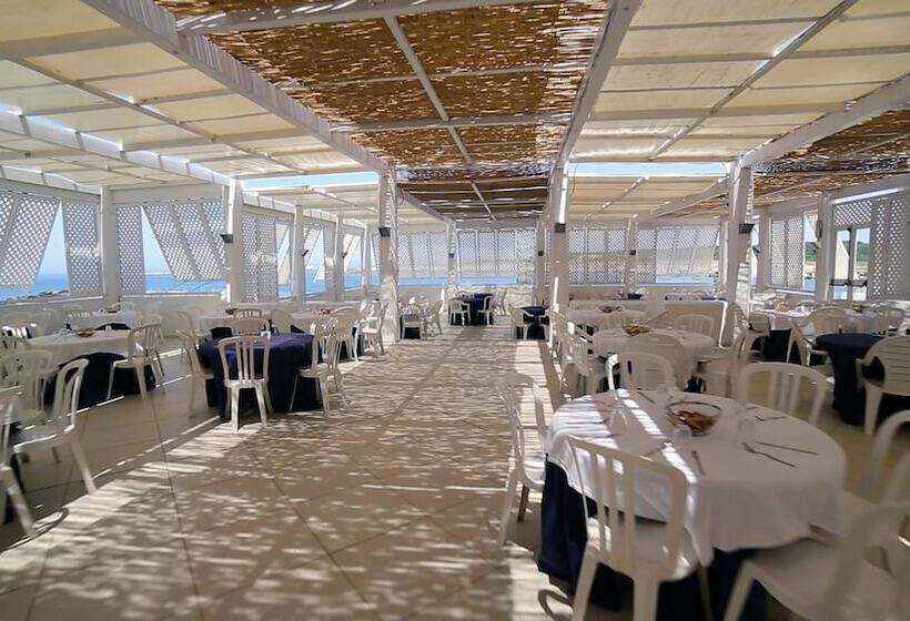 בית מלון כפרי Villaggio Approdo Di Ulisse