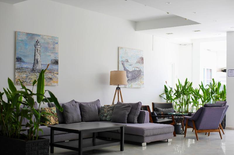 White Boutique Hotel & Residences