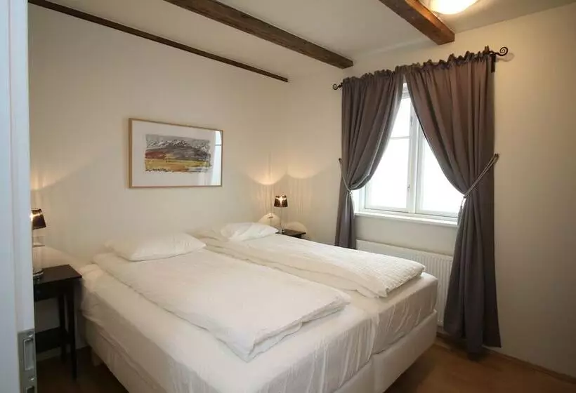 Acco Ice Apartments