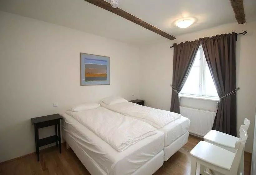 Acco Ice Apartments