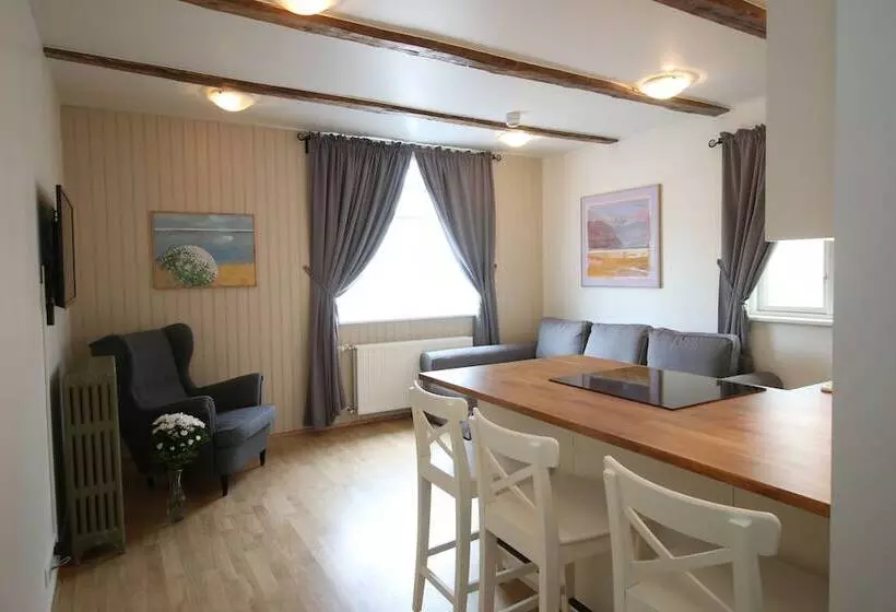 Acco Ice Apartments