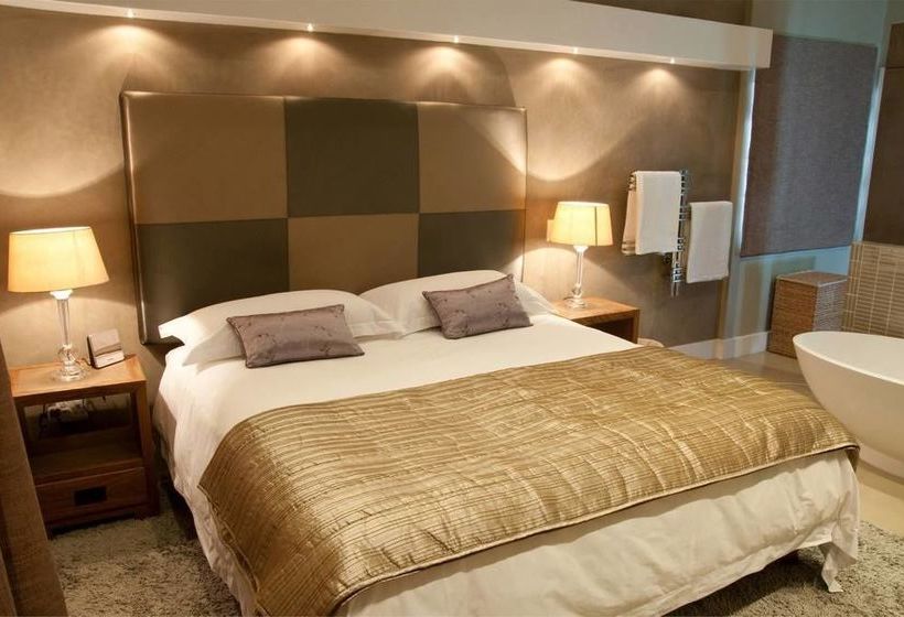 بنسيون 94 On Rodger