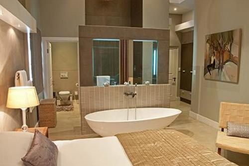 بنسيون 94 On Rodger