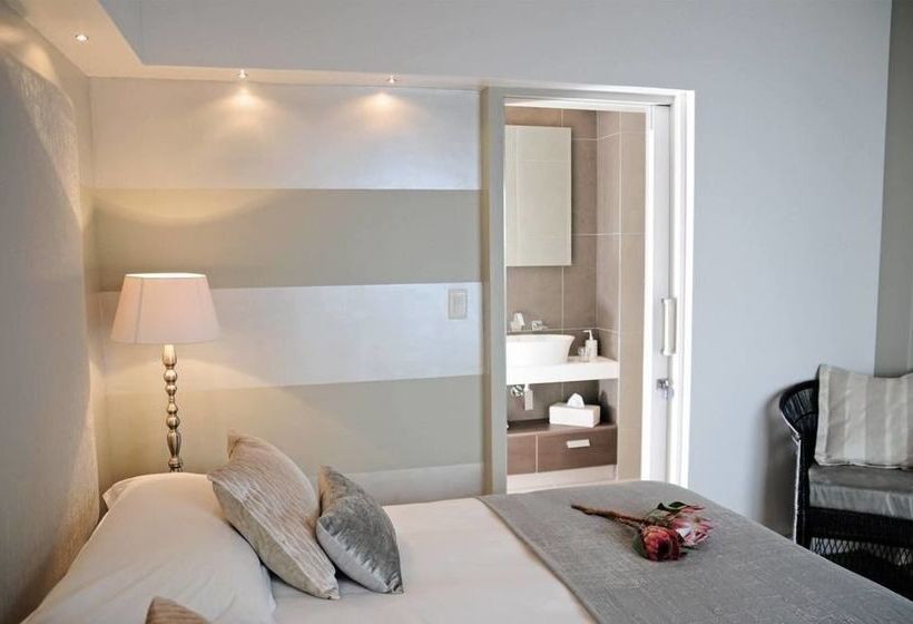 بنسيون 94 On Rodger