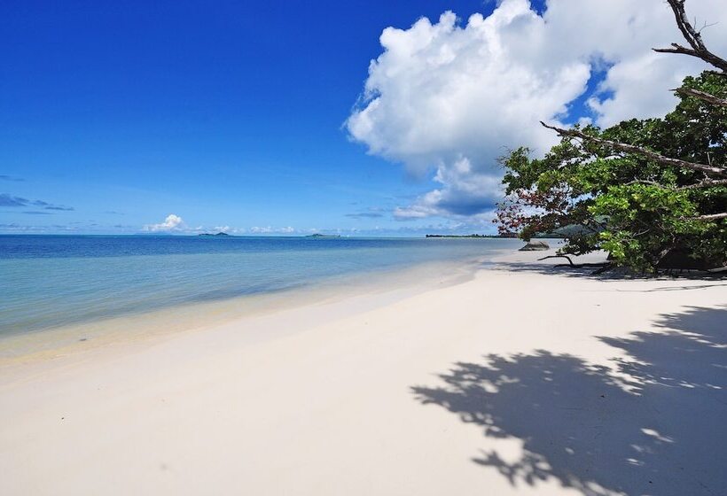 Yasad Luxury Beach Residence