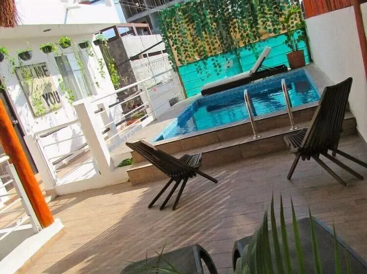Coconut Hotel Boutique