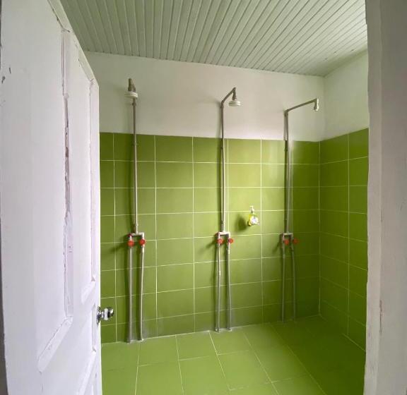 Hostel Golden Fleece