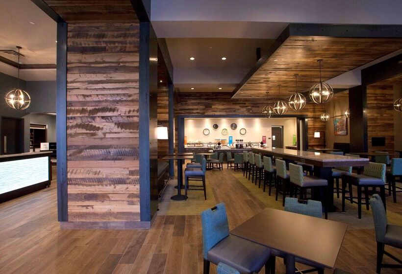 فندق Hampton Inn & Suites Downtown St. Paul