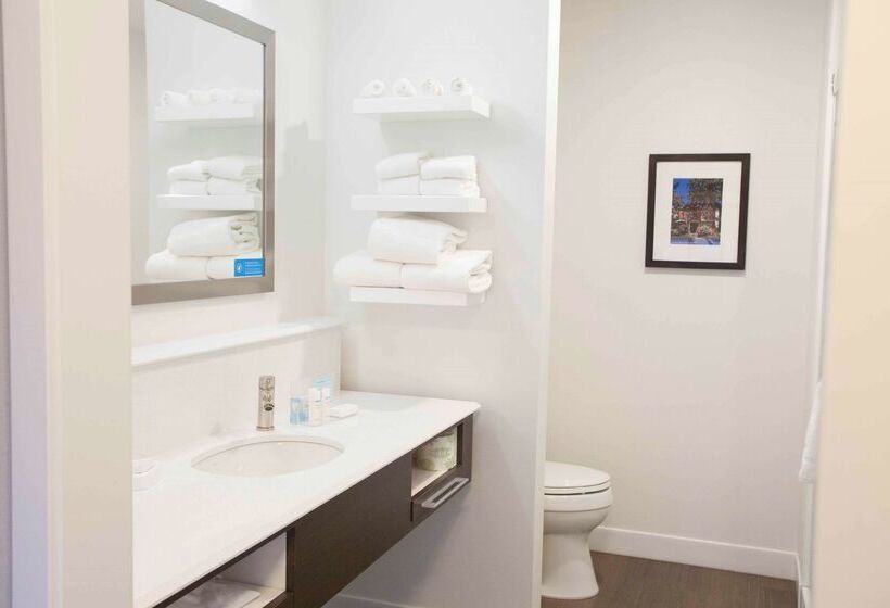 فندق Hampton Inn & Suites Downtown St. Paul