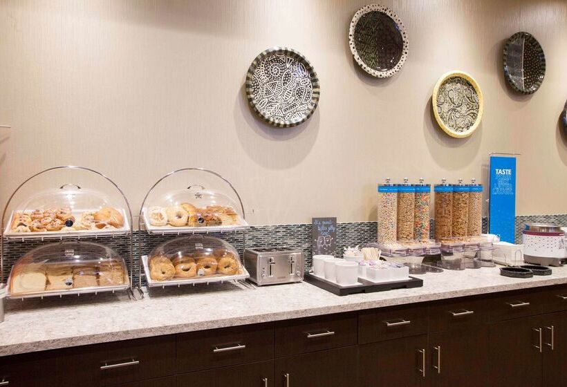 فندق Hampton Inn & Suites Downtown St. Paul