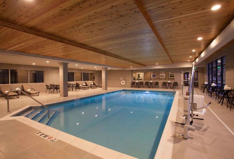 فندق Hampton Inn & Suites Downtown St. Paul