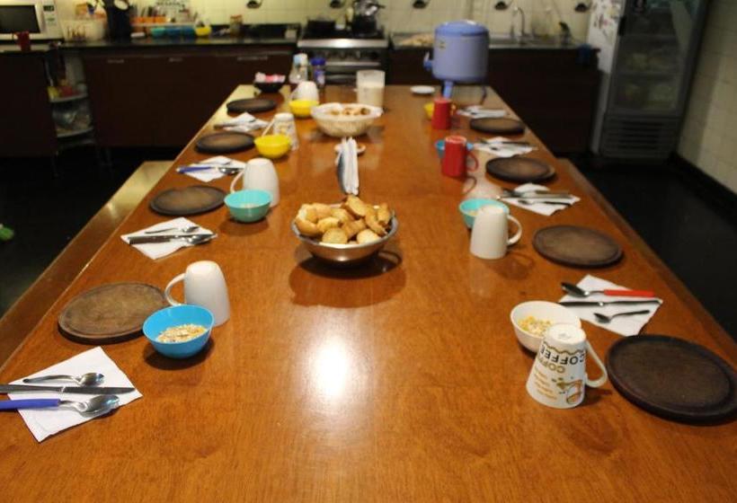 호텔 Hostal Prisamata