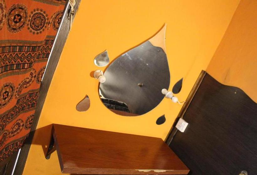 호텔 Hostal Prisamata