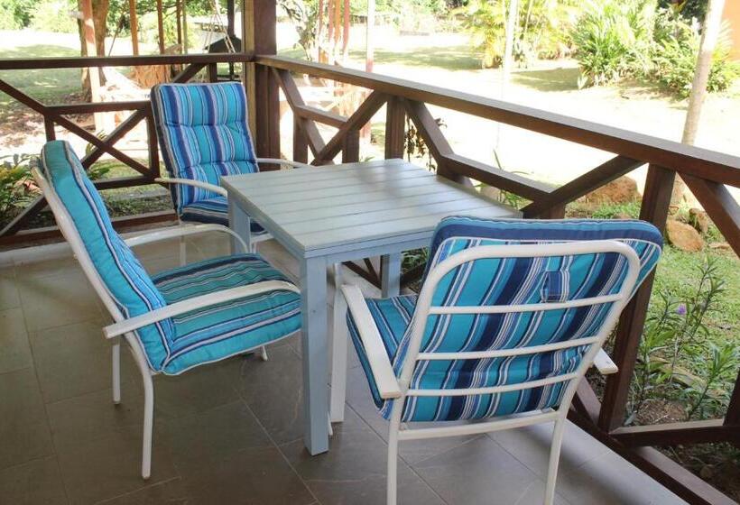 هتل L Ebene Verte