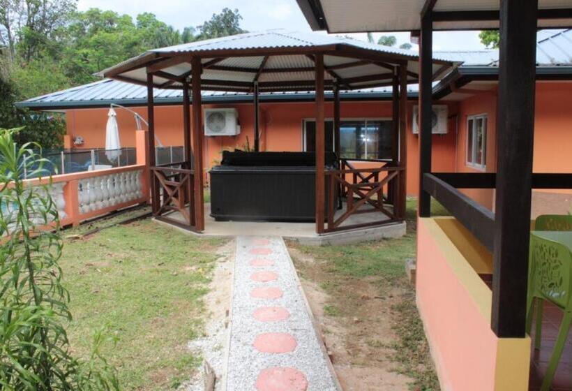 هتل L Ebene Verte