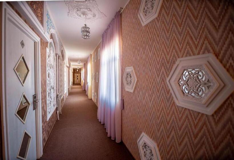 בית מלון כפרי Reikartz Modarixon Bukhara