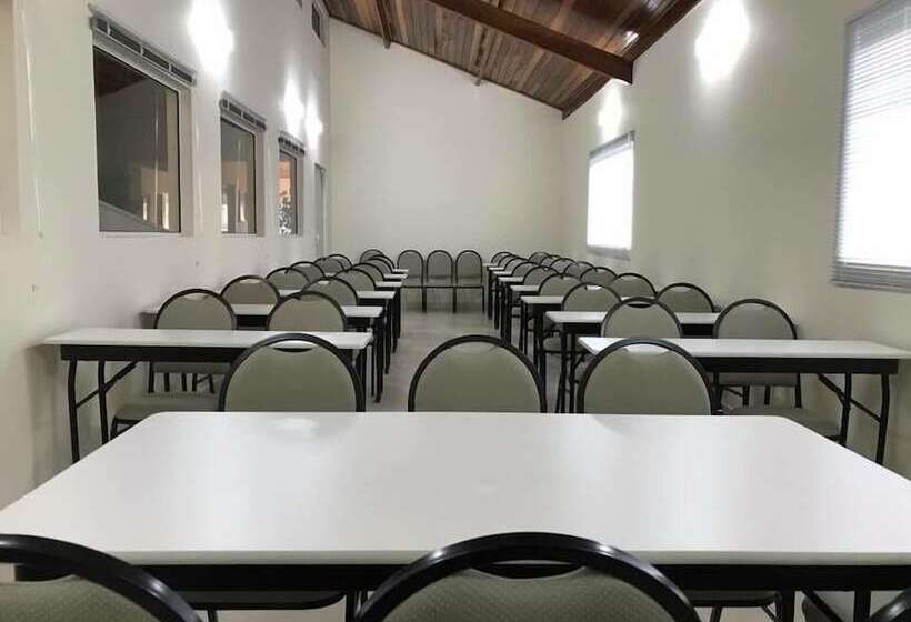 Отель Portal Das Aguas