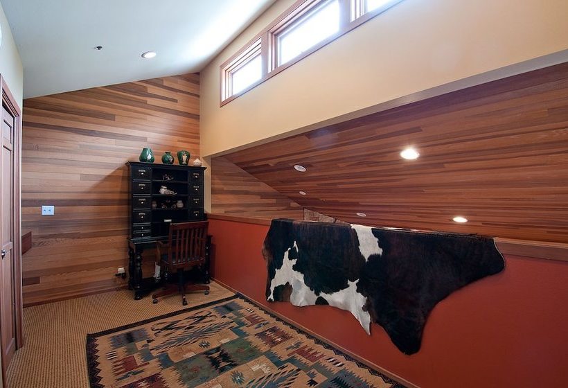 Lakeside Townhomes By Lespri Management