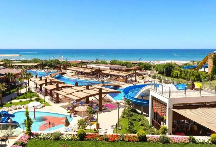 Lomakeskus Adalya Ocean Deluxe