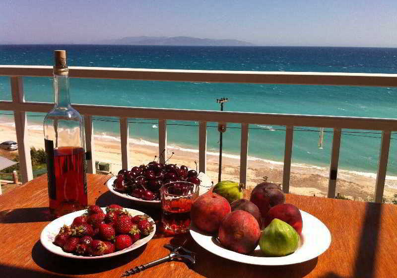 Rosa’s Beach Studios