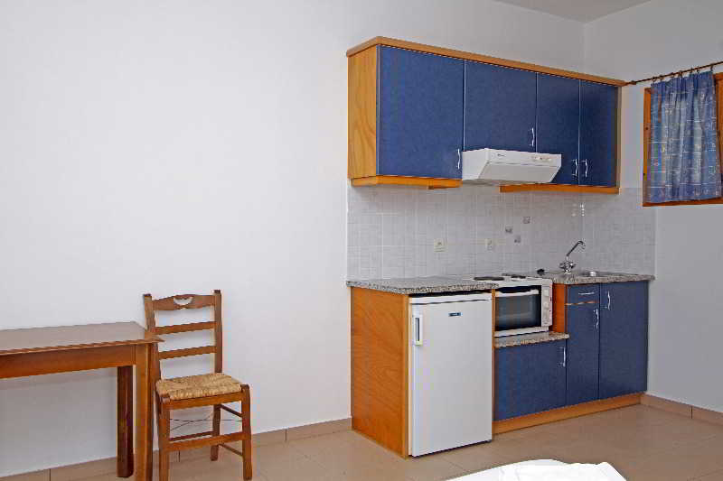 Rosa’s Beach Studios